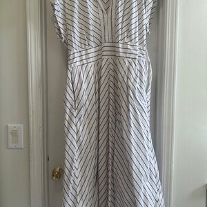 Chic Striped Maxi Dress in Black and White